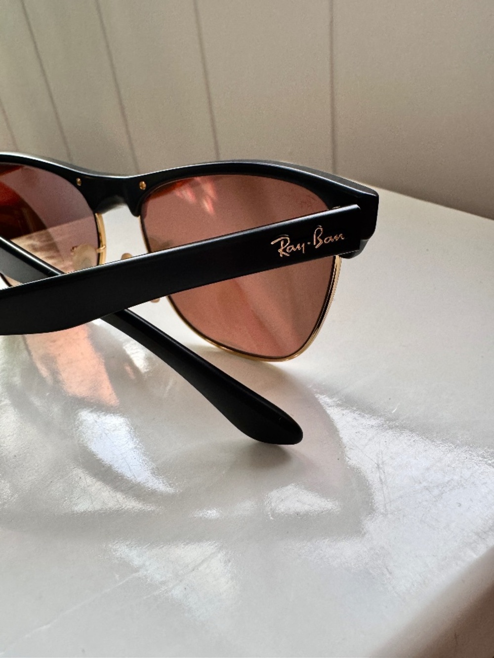Ray-Ban Sunglasses Pink Mirrored Wayfarer Like New!